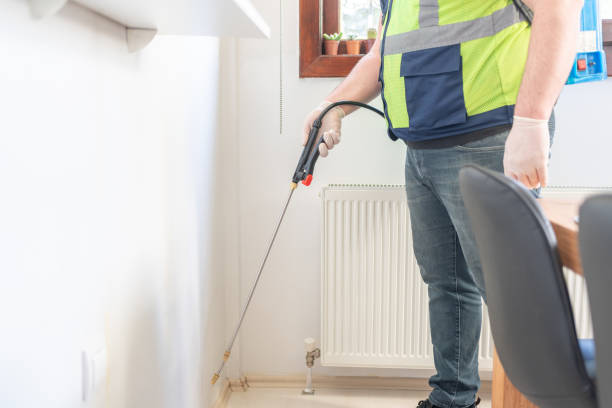 Best Mosquito Control Services  in Caryville, TN